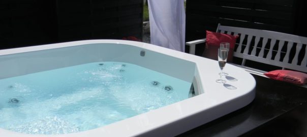jacuzzi delfi kasjopea taras pod gwiazdami