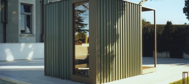 Effe Effegibi zewnętrzna sauna z prysznicem CABANON drewniana kompletna premium z oszkleniem izolacja HERBEC warszawa krakow slask8