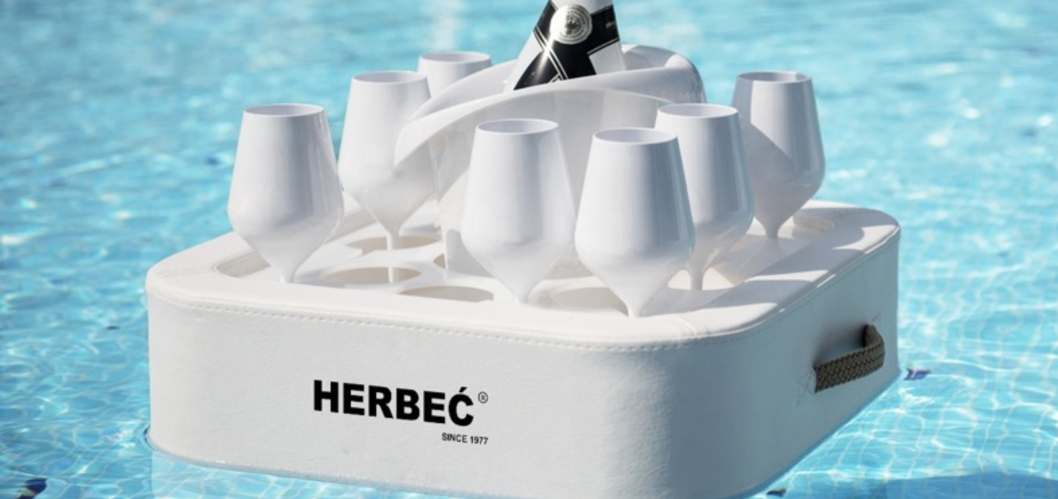 HIstoria Jacuzzi w Polsce salon Herbec wannny spa ogrodowe hydromasaż gdzie kupic basen 7 HIstoria Jacuzzi w Polsce salon Herbec wannny spa ogrodowe hydromasaż gdzie kupic basen 7