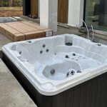 Zagłębione jacuzzi J235 Jacuzzi Herbec Realizacja